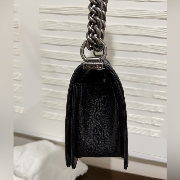 Chanel Caviar Quilted Boy Bag - Black - Old Medium - Picture 4 of 12